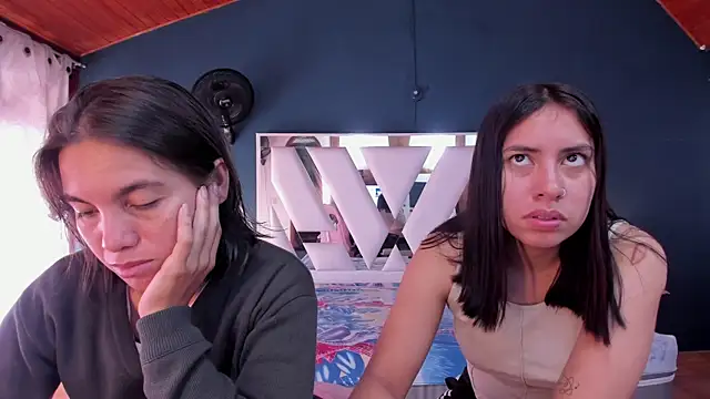 Soffy and Emily online show from 06-23-26, 01:20