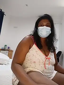 Xbees CT online show from 05-31-26, 06:09