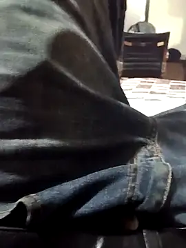 Travis465 online show from 07-13-26, 02:47