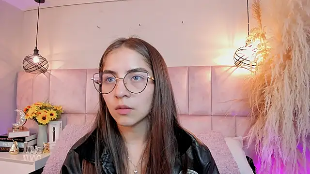 kely morgan online show from 06-20-26, 03:31