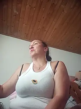 Snapshot of dangerous_milf chatting on 06-30-26, 07:48 dangerous milf online show from 06-30-26, 07:48