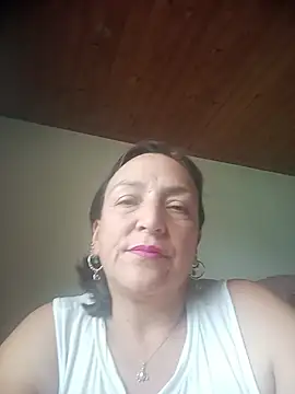Snapshot of dangerous_milf chatting on 07-11-26, 07:05 dangerous milf online show from 07-11-26, 07:05
