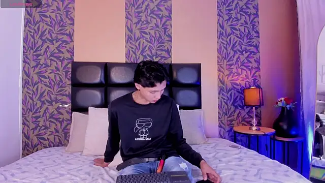 tian sex online show from 06-12-26, 10:41