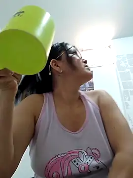 Snapshot of Casandra_inthemorning chatting on 05-16-26, 12:59 Casandra inthemorning online show from 05-16-26, 12:59