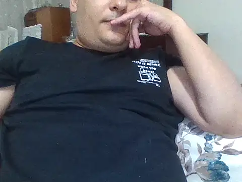 Snapshot of HaleMert chatting on 07-27-26, 07:54 HaleMert online show from 07-27-26, 07:54