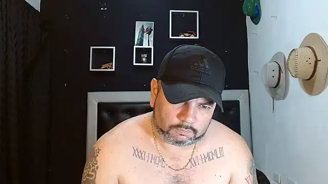 perverseveteranmanxxx online show from 02-01-25, 01:23