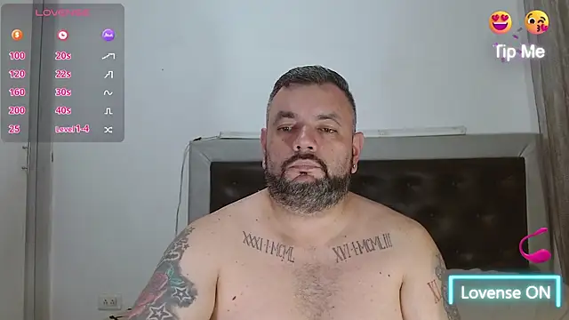 Snapshot of perverseveteranmanxxx chatting on 06-17-26, 04:37 perverseveteranmanxxx online show from 06-17-26, 04:37