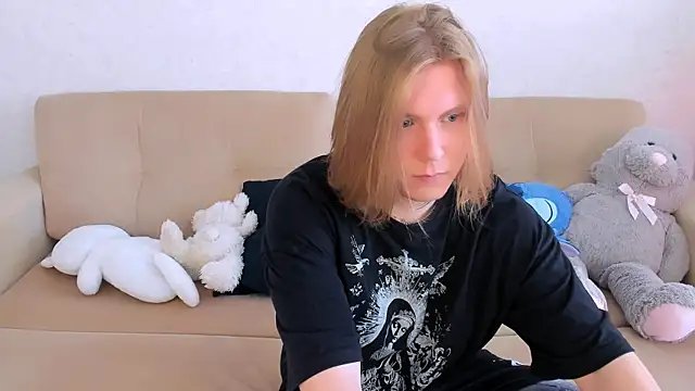 Hirtay online show from 06-30-26, 04:57