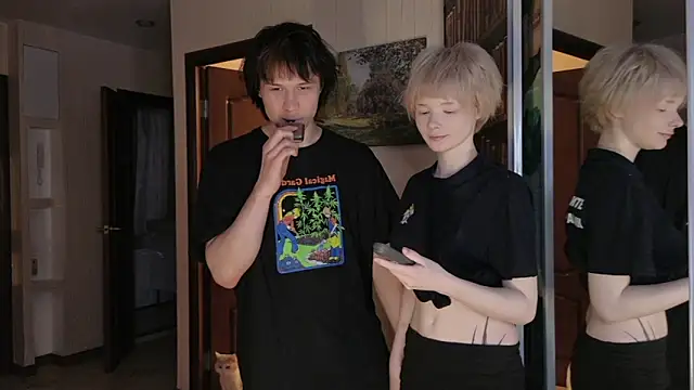 Misska kek online show from 05-17-26, 07:10
