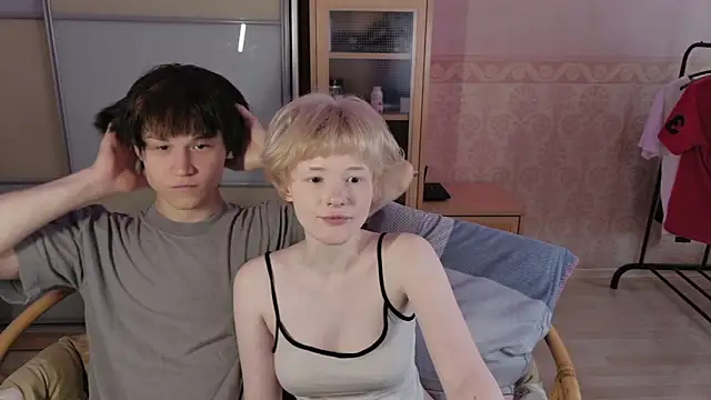 Misska kek online show from 05-19-26, 06:53
