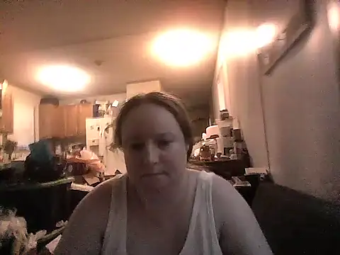 Snapshot of KittyKat40 chatting on 05-11-26, 12:38 KittyKat40 online show from 05-11-26, 12:38
