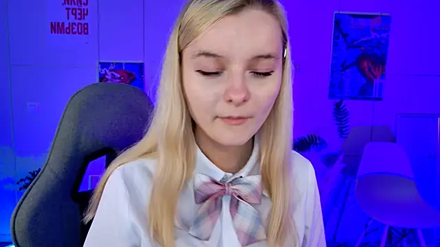 Angela Bunny online show from 05-12-26, 10:12