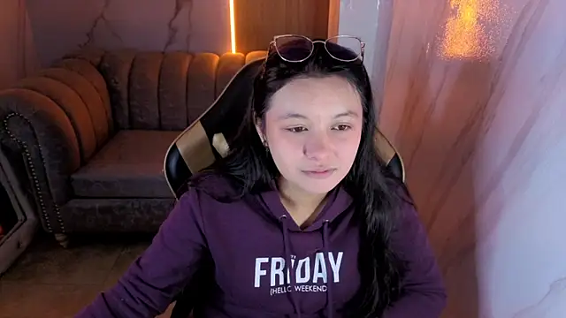 HoneyDoll tf online show from 06-18-26, 01:04