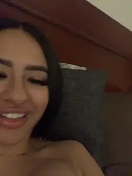 Sweet1 Treat online show from 05-23-26, 10:41