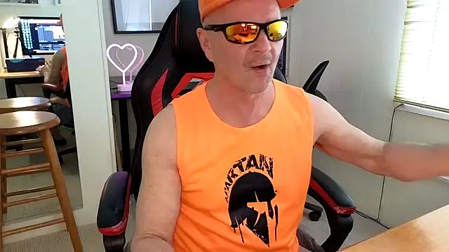 hotdadbod online show from 02-12-25, 09:43