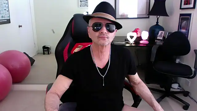 hotdadbod online show from 02-23-25, 09:26