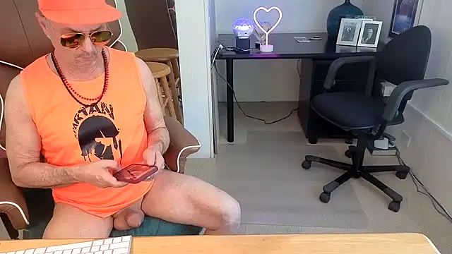 hotdadbod online show from 02-02-26, 09:24