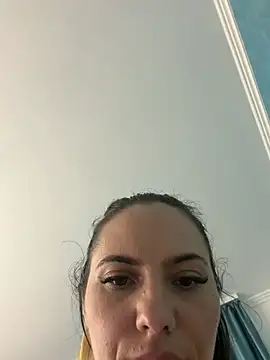 BabyyDoll21 online show from 06-02-26, 07:05