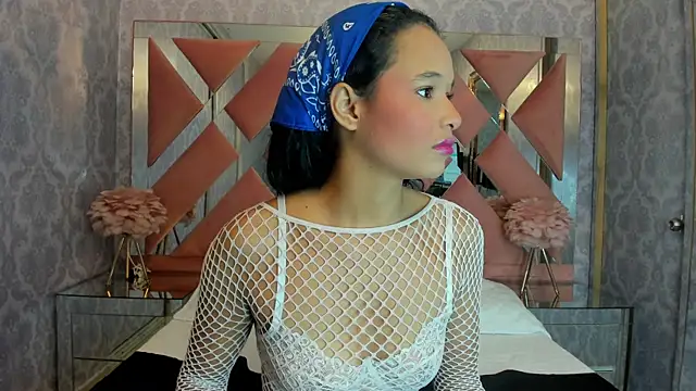 tasty desires  online show from 06-17-26, 09:12