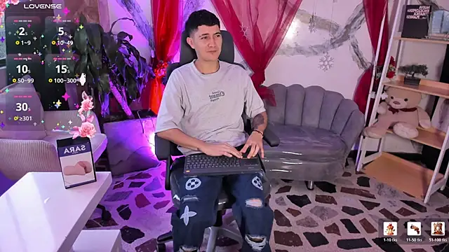 Snapshot of Diamondss_1 chatting on 06-05-26, 11:38 Diamondss 1 online show from 06-05-26, 11:38
