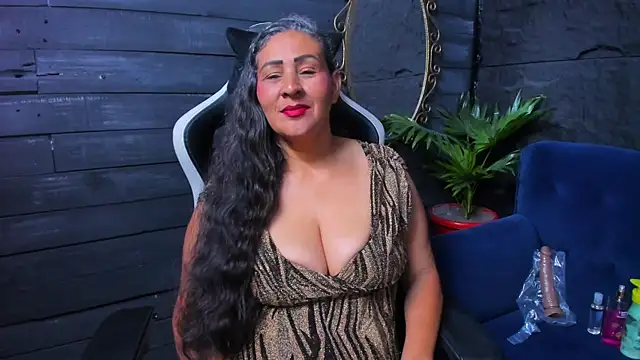 Victoria kyler online show from 05-27-26, 03:14