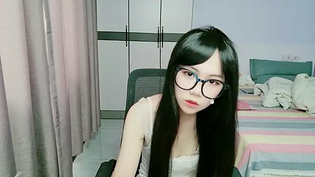xiaoxiaoyu030 online show from 06-03-26, 09:01