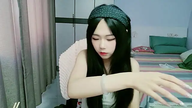xiaoxiaoyu030 online show from 06-07-26, 07:23