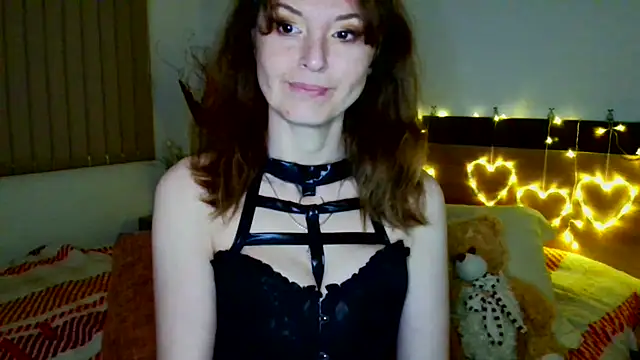 Snapshot of LoveElenika chatting on 06-03-26, 12:46 LoveElenika online show from 06-03-26, 12:46