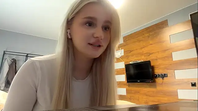 TiffanieSluyter online show from 05-14-26, 06:04