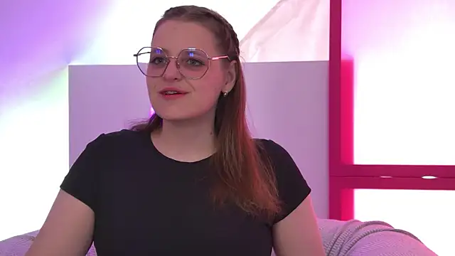 AlexaAvery online show from 06-03-26, 06:16