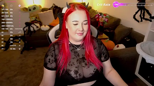 littleEve online show from 10-30-25, 02:40