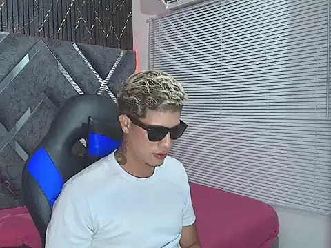 dominic connor online show from 06-27-26, 04:17