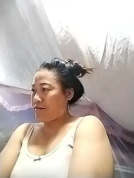 Snapshot of Caily-ly chatting on 05-26-26, 05:09 Caily-ly online show from 05-26-26, 05:09