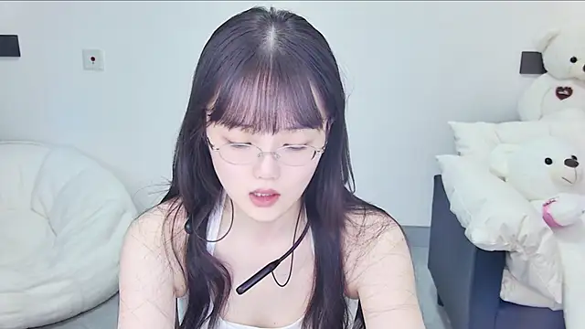 Evil-Bunny007 online show from 07-04-26, 01:06