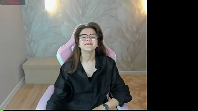 Snapshot of Rita_Addams chatting on 07-18-26, 01:21 Rita Addams online show from 07-18-26, 01:21