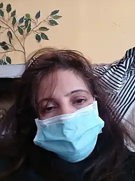 Snapshot of tanya2610 chatting on 05-15-26, 08:21 tanya2610 online show from 05-15-26, 08:21