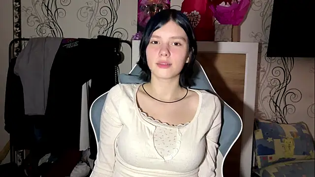 MinnieMoonie online show from 05-15-26, 02:13