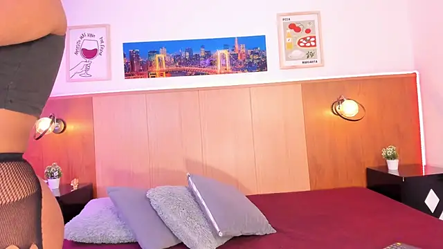 Snapshot of Anniie_Fox_ chatting on 07-08-26, 01:04 Anniie Fox online show from 07-08-26, 01:04