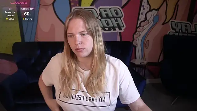 NikkyReyyy online show from 06-26-26, 05:34