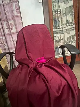 Snapshot of Inuchethi chatting on 03-20-25, 01:02 Inuchethi online show from 03-20-25, 01:02