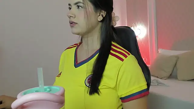 aitana dork online show from 06-23-26, 07:45