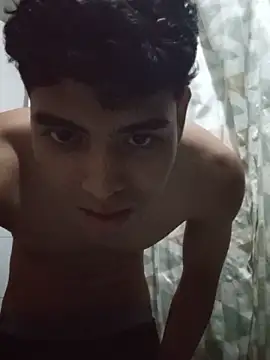Snapshot of fercho_2311 chatting on 06-10-26, 06:51 fercho 2311 online show from 06-10-26, 06:51