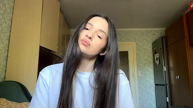 CarolineRu online show from 05-15-26, 11:17