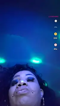 Snapshot of NailGoddessnow chatting on 01-18-25, 07:07 NailGoddessnow online show from 01-18-25, 07:07