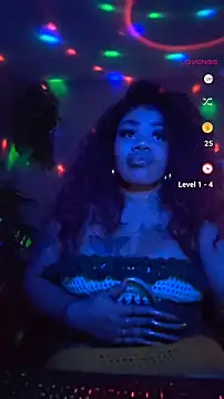 Snapshot of NailGoddessnow chatting on 01-27-25, 02:31 NailGoddessnow online show from 01-27-25, 02:31