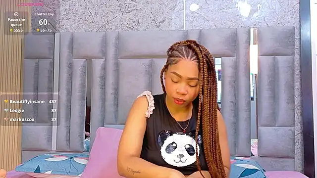 Snapshot of thinsamathagirl chatting on 06-12-26, 02:21 thinsamathagirl online show from 06-12-26, 02:21