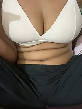 Poonam-Ray online show from 06-17-26, 06:27