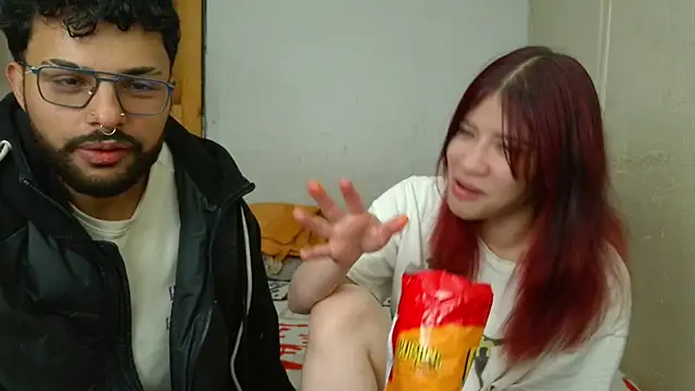 LYNN N SAMMAEL online show from 06-19-26, 06:51