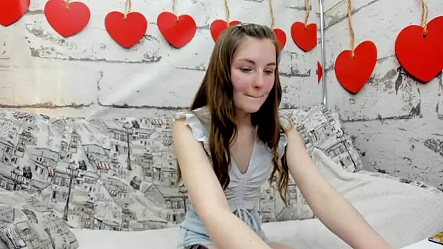 Snapshot of Shyly__Lisa chatting on 05-15-26, 08:54 Shyly Lisa online show from 05-15-26, 08:54