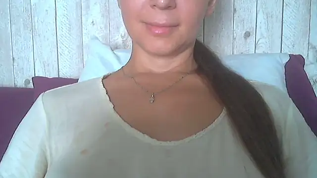 Bella--White online show from 07-04-26, 06:19
